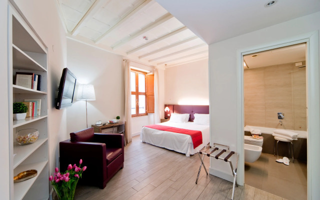 Navona Palace Luxury Inn