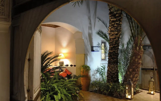 Magnificent Riad Beautiful Communal Swimming Pool - by Feelluxuryholidays