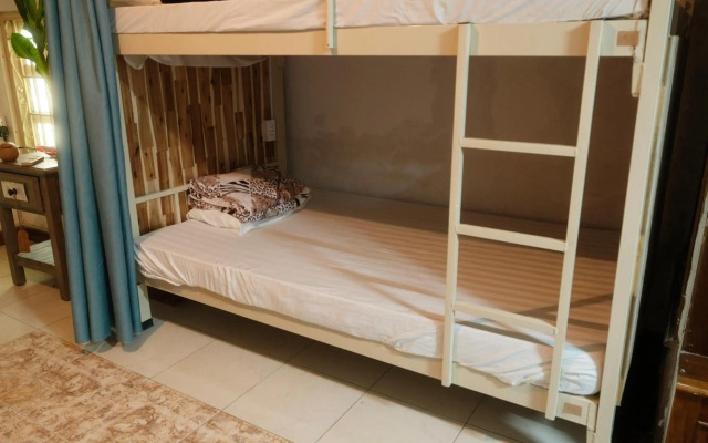 Sakura Hostel Saigon