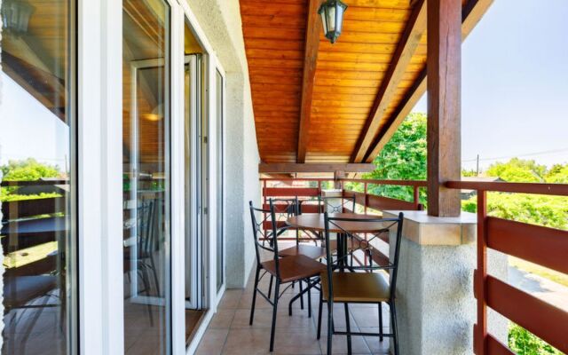 House Lian Balatonfenyves