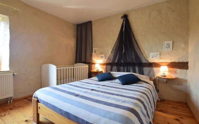 Magnific Holiday Home in Rendeux With Garden