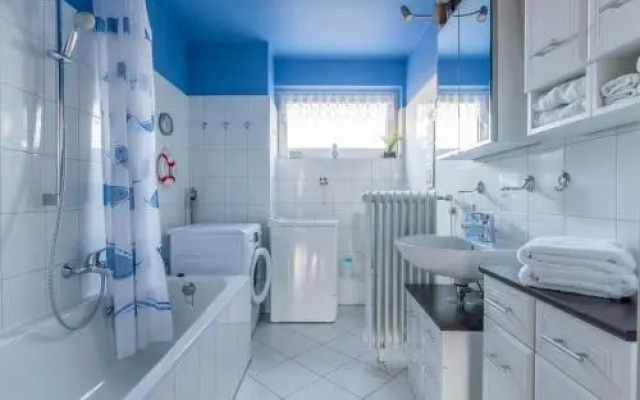 5847 Private Room 1 Person