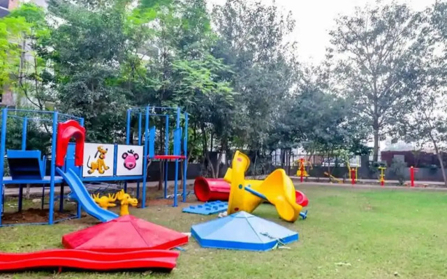 Parfait Street 3bhk Service Apartment Near Fortis
