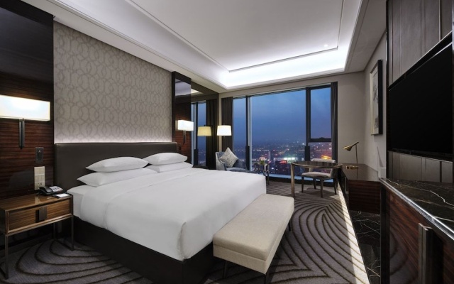 Grand New Century Hotel Haining – Guest Rooms – Hangzhou