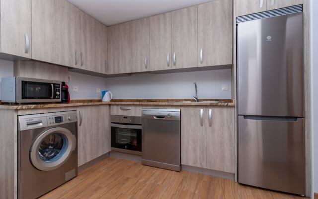 New Fenix Apartment PTS Granada Canovas