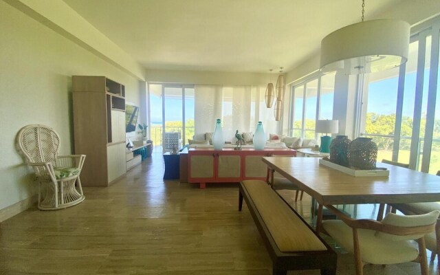 Georgeus 4BR Apartment at Blue Jacktar