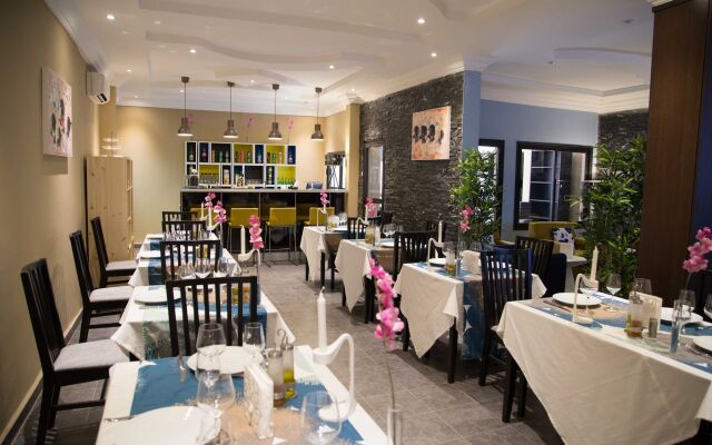 Hotel Semiramis City center