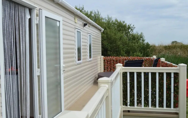 Tattershall Lakes Luxury Caravan With Hot tub
