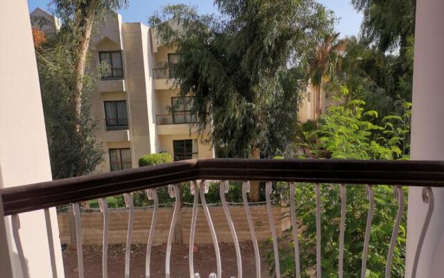 Golden Rose Hotel
