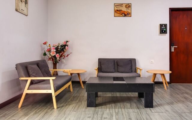 OYO 44066 Unikarya Lodge