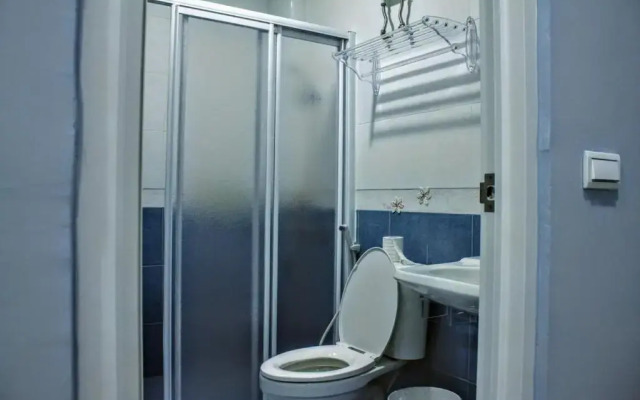 Freezone Hostel