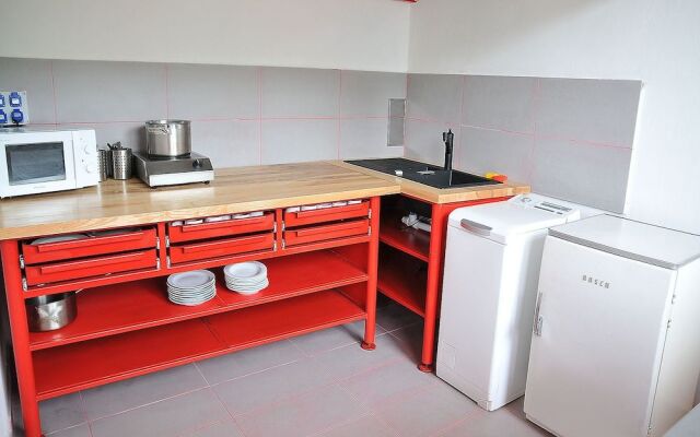 Free Zone-Hostel Praha