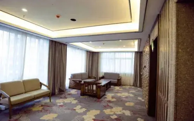 Caesar International Hotel