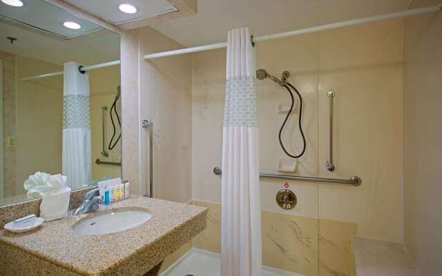 Hampton Inn West Springfield