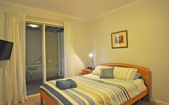 The Sails 8 - Central Location – Guest Rooms – Inverloch