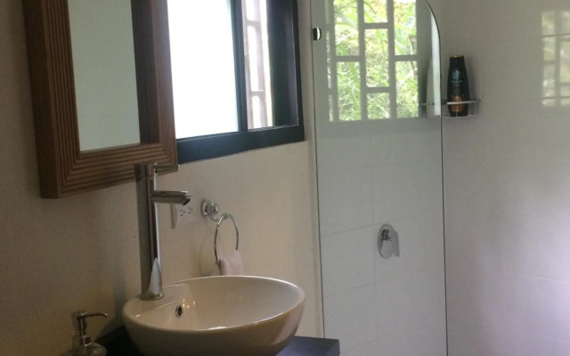 Airport Costa Rica B&B