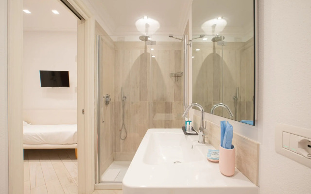 Marina Hotel Charming Rooms