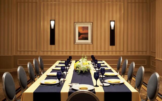 Sheraton® Suites Fort Lauderdale West