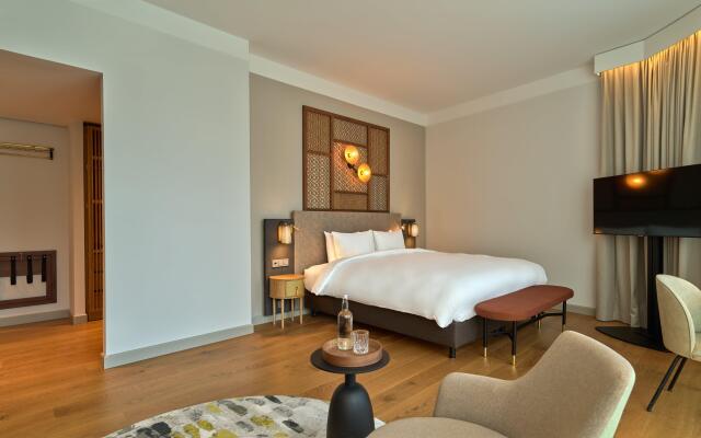 voco The Hague by IHG