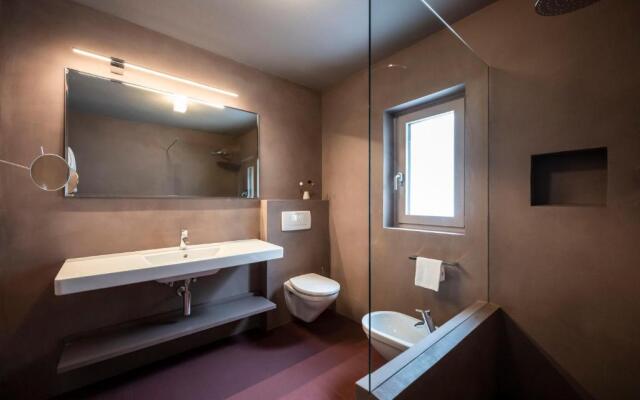 Paramount Alma Suites