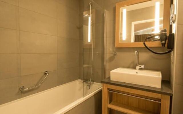 Apartment Monarques 703