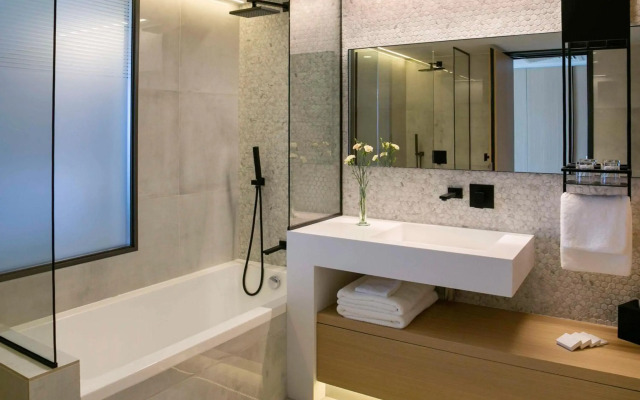 Mercure Larnaca Beach Resort