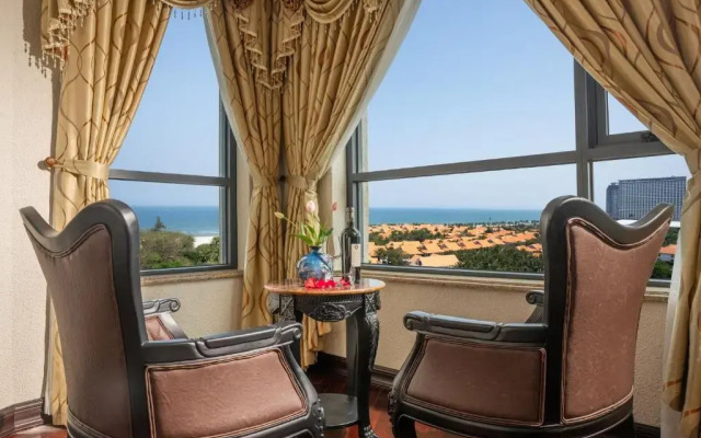 Luxury Family Beach Da Nang