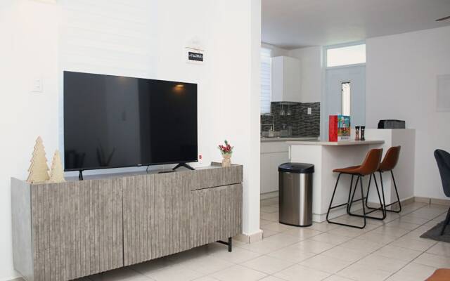 Islabella Guest House