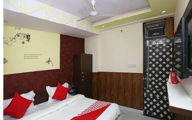 Hotel Bullet Inn & Lounge By OYO Rooms