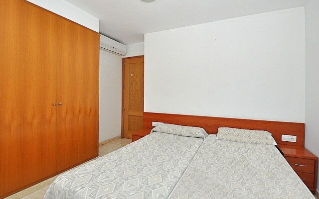 Apartamentos AR Easy Oliva