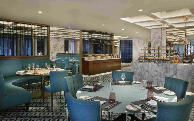 Al Bustan Palace, a Ritz-Carlton Hotel
