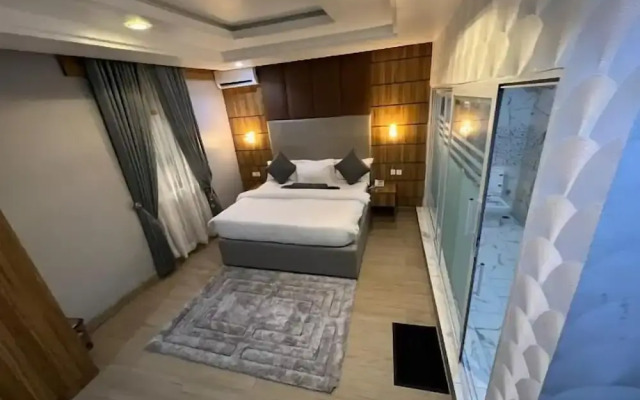Sakura Apartments