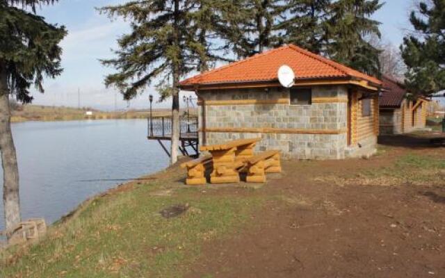 Guest House Qzovir Malo Buchino (16 Km From Sofia)