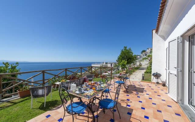 Villa Euriclea - Mediterranean Elegance in the Heart of Praiano