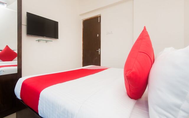 OYO 16021 Ganesh Tower Service Apartment