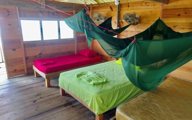 Private wood Cabins on San Blas island - private bathroom