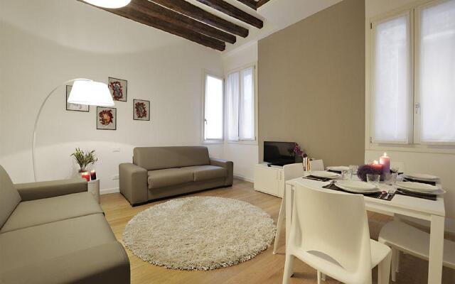 San Polo Canal View Apartments