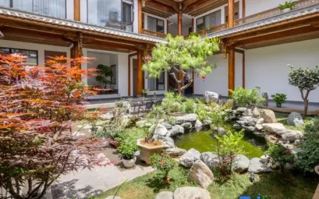 GU   YUan  Guesthouse