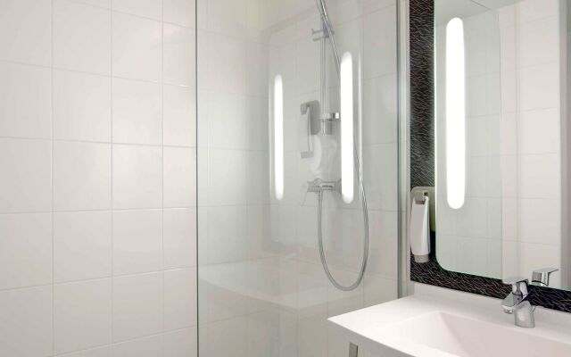 ibis Clermont Ferrand Nord Riom