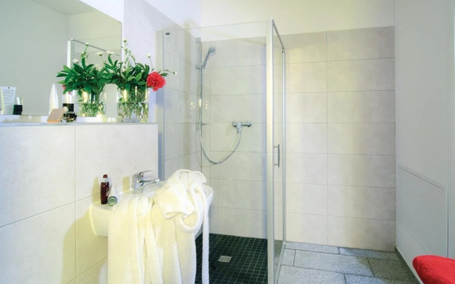 Nice Home in Pinnow With 2 Bedrooms and Wifi