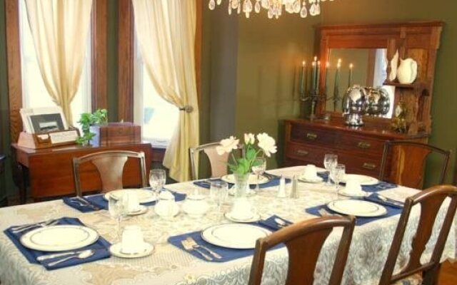 The Red Coat Bed & Breakfast