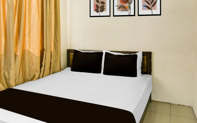 Wisma Makassar by ZUZU – Guest Rooms – Makassar