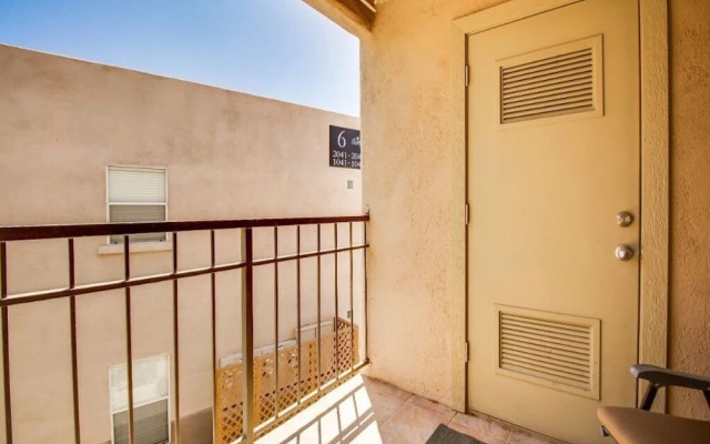 Beautiful Condo in Prime Scottsdale Location!