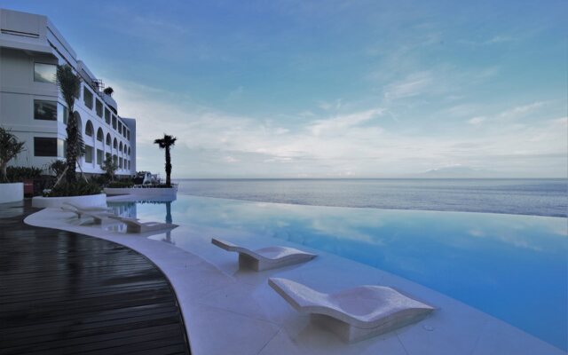 Royal Avila Boutique Resort