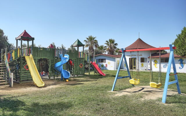 Seaden Sea World Resort & Spa