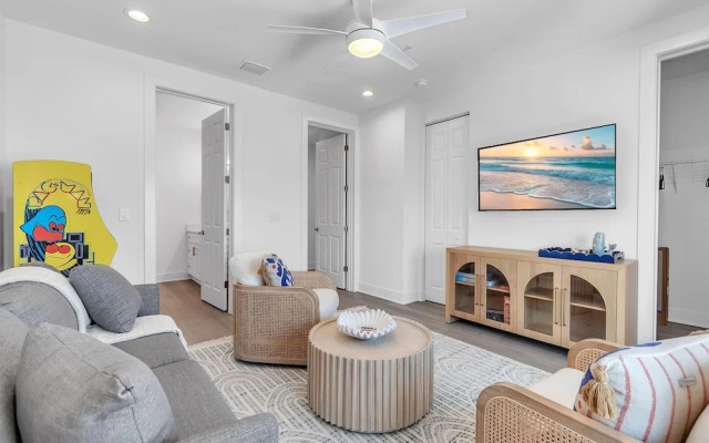 Azul Townhomes A3 - Sunrise