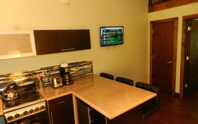 Downhill Apartments - Lake Placid