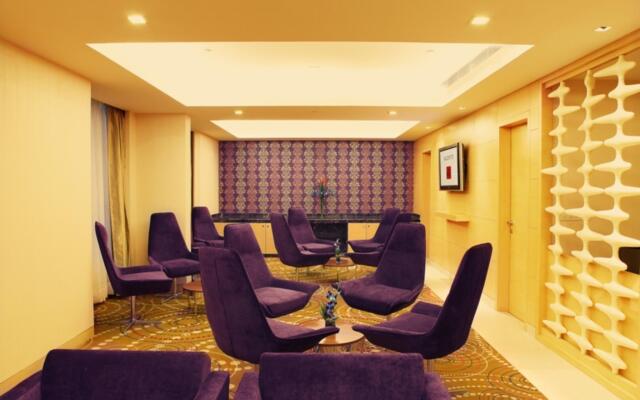 The Metropolitan Hotel and Spa New Delhi