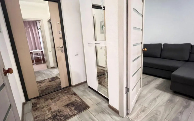 RentMe 24 (RentMi) on 24 Lesnaya Street