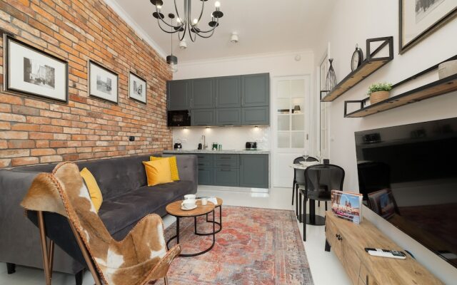 One Bedroom Air Conditioning by Renters